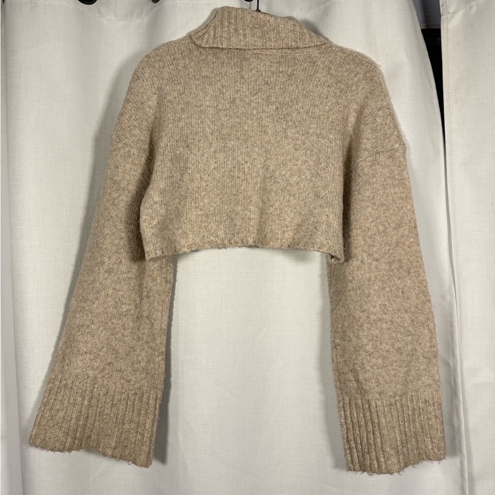 Beige Botany Tan Oatmeal Wool Blend Turtleneck Crop Sweater Size Small - Picture 2 of 7
